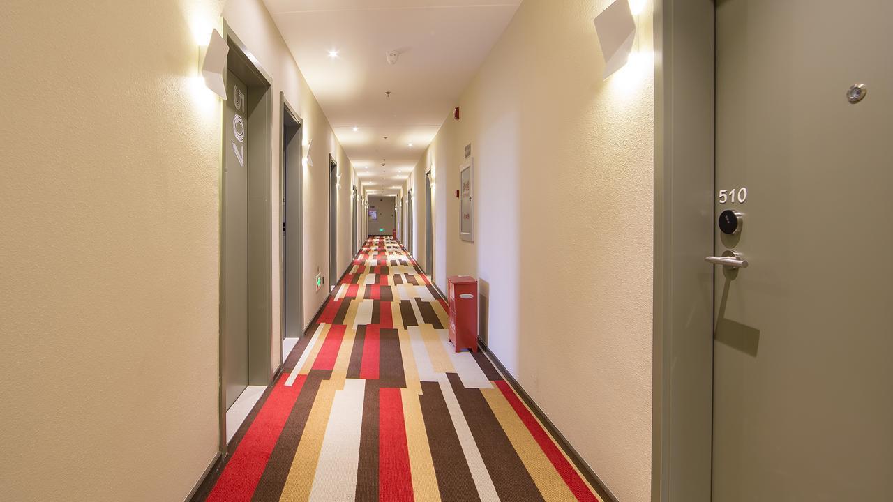 Ibis Beijing Tiantandongmen Metro Station Hotel Экстерьер фото